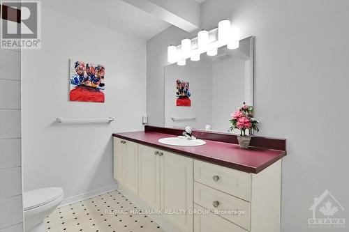 53 Bullock Avenue, Ottawa, ON - Indoor Photo Showing Bathroom