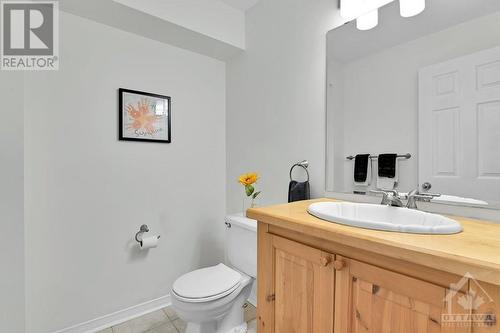 Powder room (2pc) - 53 Bullock Avenue, Ottawa, ON - Indoor Photo Showing Bathroom