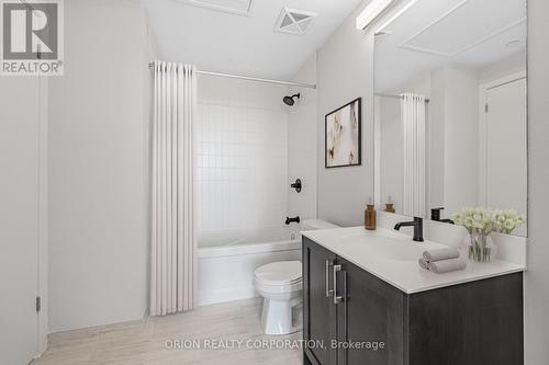 416 - 201 Brock Street, Whitby, ON - Indoor Photo Showing Bathroom