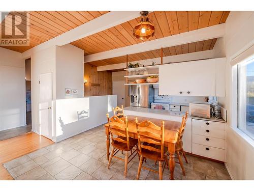 303 Hyslop Drive, Penticton, BC - Indoor Photo Showing Dining Room