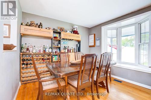 7 Bayview Drive, Quinte West, ON - Indoor Photo Showing Dining Room