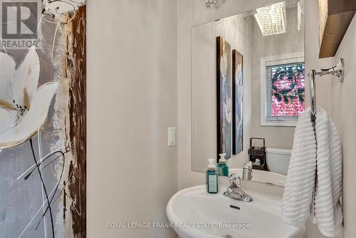 2 Richard Eason Court, Otonabee-South Monaghan, ON - Indoor Photo Showing Bathroom