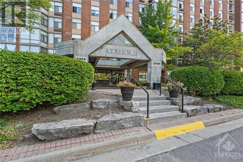 2759 Carousel Crescent Unit#912, Ottawa, ON - Outdoor