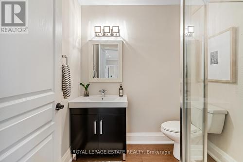 109 - 35 Boardwalk Drive, Toronto, ON - Indoor Photo Showing Bathroom