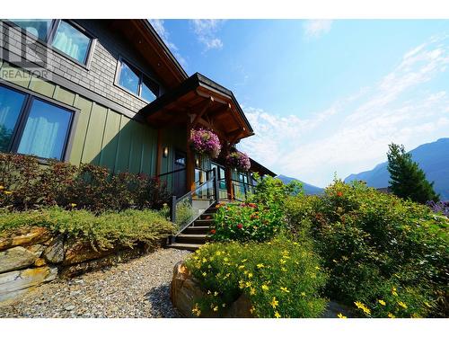 26 Birch Bend Grove, Kaslo, BC - Outdoor