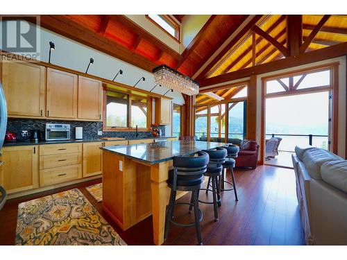 26 Birch Bend Grove, Kaslo, BC - Indoor Photo Showing Kitchen