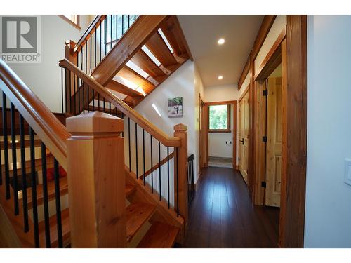 26 Birch Bend Grove, Kaslo, BC - Indoor Photo Showing Other Room