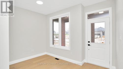 146 Shirley Street, Thames Centre (Thorndale), ON - Indoor Photo Showing Other Room