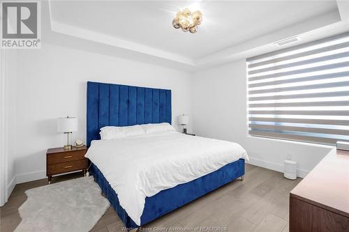 14400 Tecumseh Road East Unit# 402, Tecumseh, ON - Indoor Photo Showing Bedroom