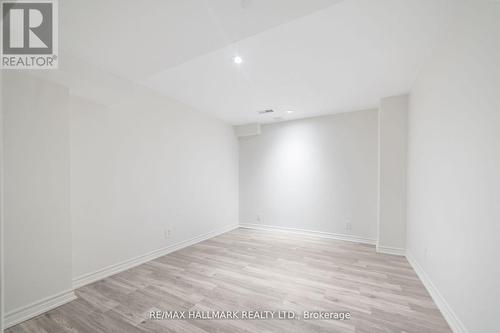 146 Collis Drive, Aurora, ON - Indoor Photo Showing Other Room