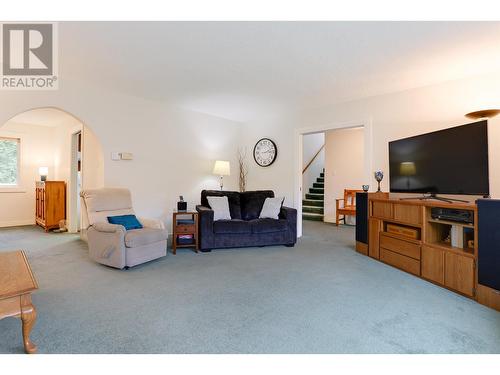 163 Halibut Street, Kitimat, BC - Indoor Photo Showing Living Room