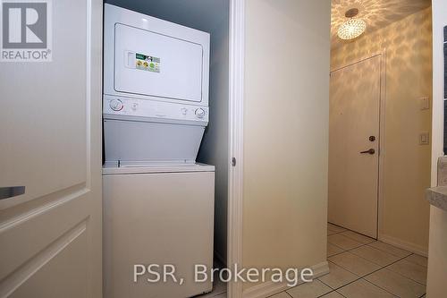 404 - 4 Elsinore Path, Toronto, ON - Indoor Photo Showing Laundry Room