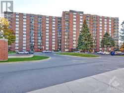 1465 BASELINE ROAD UNIT#701  Ottawa, ON K2C 3L9