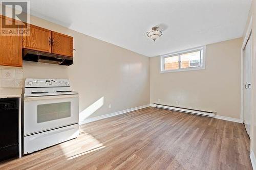 212 Nelson Street E, Carleton Place, ON - Indoor Photo Showing Kitchen