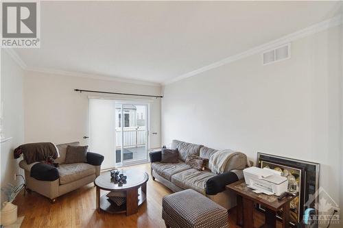 62 Denton Way, Ottawa, ON - Indoor Photo Showing Living Room