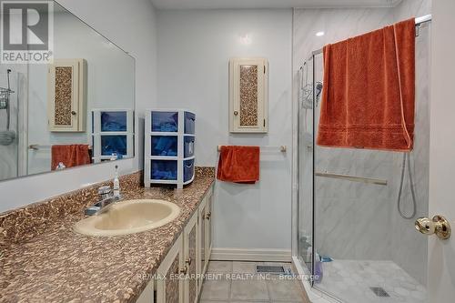 251 Glen Afton Drive, Burlington, ON - Indoor Photo Showing Bathroom