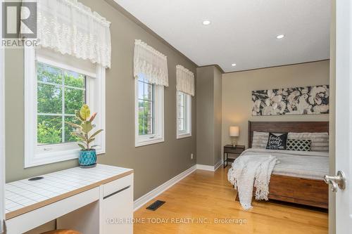 6 Callaghan Crescent, Halton Hills, ON - Indoor Photo Showing Bedroom