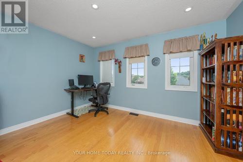 6 Callaghan Crescent, Halton Hills, ON - Indoor Photo Showing Office