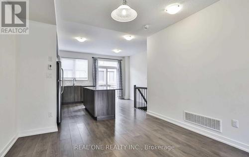 200 Huguenot Road, Oakville, ON - Indoor Photo Showing Other Room