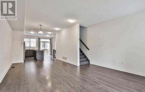 200 Huguenot Road, Oakville, ON - Indoor