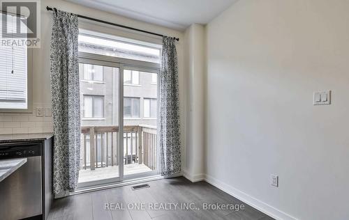 200 Huguenot Road, Oakville, ON - Indoor Photo Showing Other Room