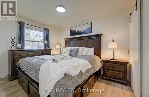 161 East Park Drive, Woodstock, ON - Indoor Photo Showing Bedroom