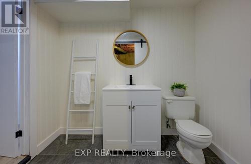 161 East Park Drive, Woodstock, ON - Indoor Photo Showing Bathroom