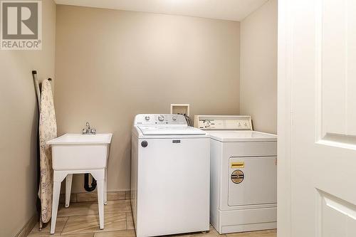 157 Foxborough Trl, Sault Ste. Marie, ON - Indoor Photo Showing Laundry Room