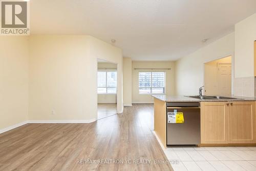 Ph16 - 5940 Yonge Street, Toronto, ON - Indoor Photo Showing Other Room