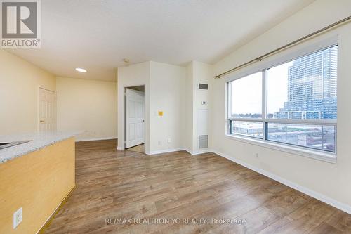 Ph16 - 5940 Yonge Street, Toronto, ON - Indoor Photo Showing Other Room