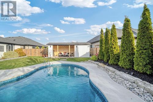 3489 Timber Ridge, Plympton-Wyoming, ON - Outdoor With In Ground Pool