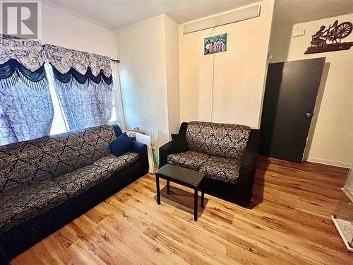 22 Blucher St, Sault Ste. Marie, ON - Indoor Photo Showing Living Room