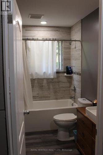 1059 Tortoise Drive, Highlands East, ON - Indoor Photo Showing Bathroom