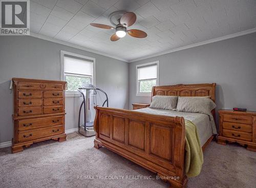 1243 Norfolk County Rd 28, Norfolk (Frogmore), ON - Indoor Photo Showing Bedroom