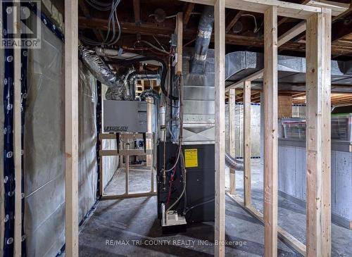 1243 Norfolk County Rd 28, Norfolk (Frogmore), ON - Indoor Photo Showing Basement