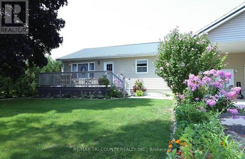 1243 Norfolk County Rd 28, Norfolk (Frogmore), ON - Outdoor With Deck Patio Veranda