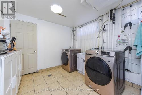 1509 Banwell Road, Mississauga, ON - Indoor Photo Showing Laundry Room