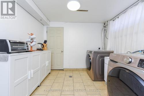 1509 Banwell Road, Mississauga, ON - Indoor Photo Showing Laundry Room