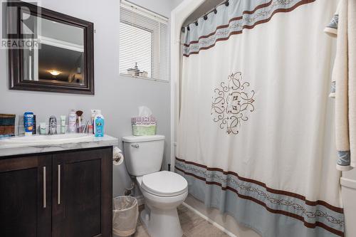 108 Paddy Dobbin Drive, St. John'S, NL - Indoor Photo Showing Bathroom