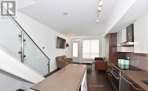 121 - 1030 King Street W, Toronto, ON - Indoor