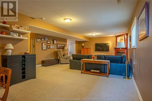 102 Smithfield Circle, Chatham, ON - Indoor Photo Showing Other Room