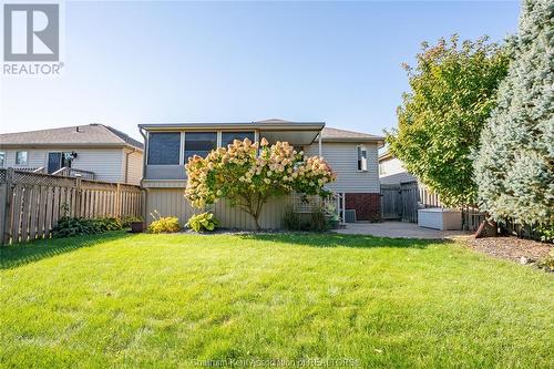 102 Smithfield Circle, Chatham, ON - Outdoor