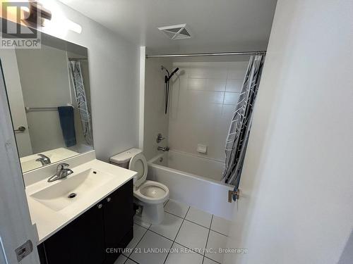 1401 - 151 Village Green Square, Toronto, ON - Indoor Photo Showing Bathroom