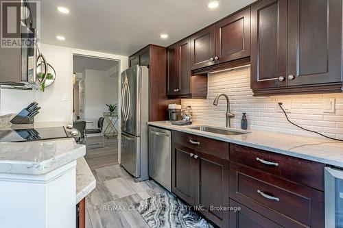 204 - 7 Picton Street, London, ON - Indoor Photo Showing Kitchen With Stainless Steel Kitchen