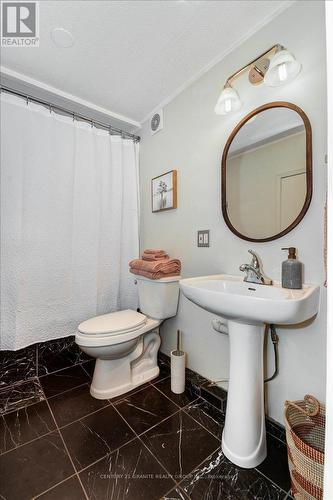 287 Moxam Road, Hastings Highlands, ON - Indoor Photo Showing Bathroom