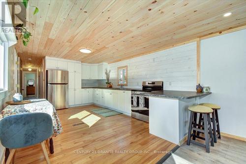 287 Moxam Road, Hastings Highlands, ON - Indoor Photo Showing Kitchen