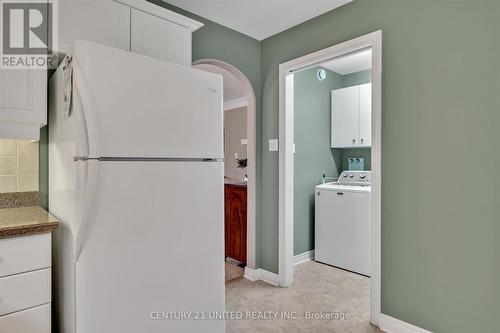 1329 White Crescent, Peterborough (Monaghan), ON - Indoor Photo Showing Laundry Room