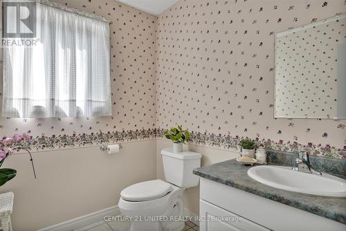 1329 White Crescent, Peterborough (Monaghan), ON - Indoor Photo Showing Bathroom