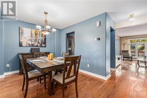 17 Newcastle Avenue, Kanata, ON - Indoor Photo Showing Dining Room