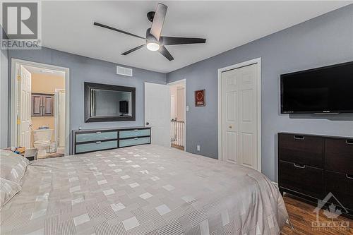 17 Newcastle Avenue, Kanata, ON - Indoor Photo Showing Bedroom